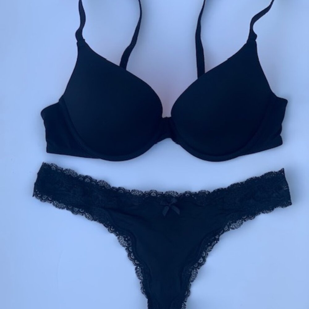 VICTORIA'S SECRET PINK Sexy Push-up Bra Black Underwire 36B – Free Black Thong